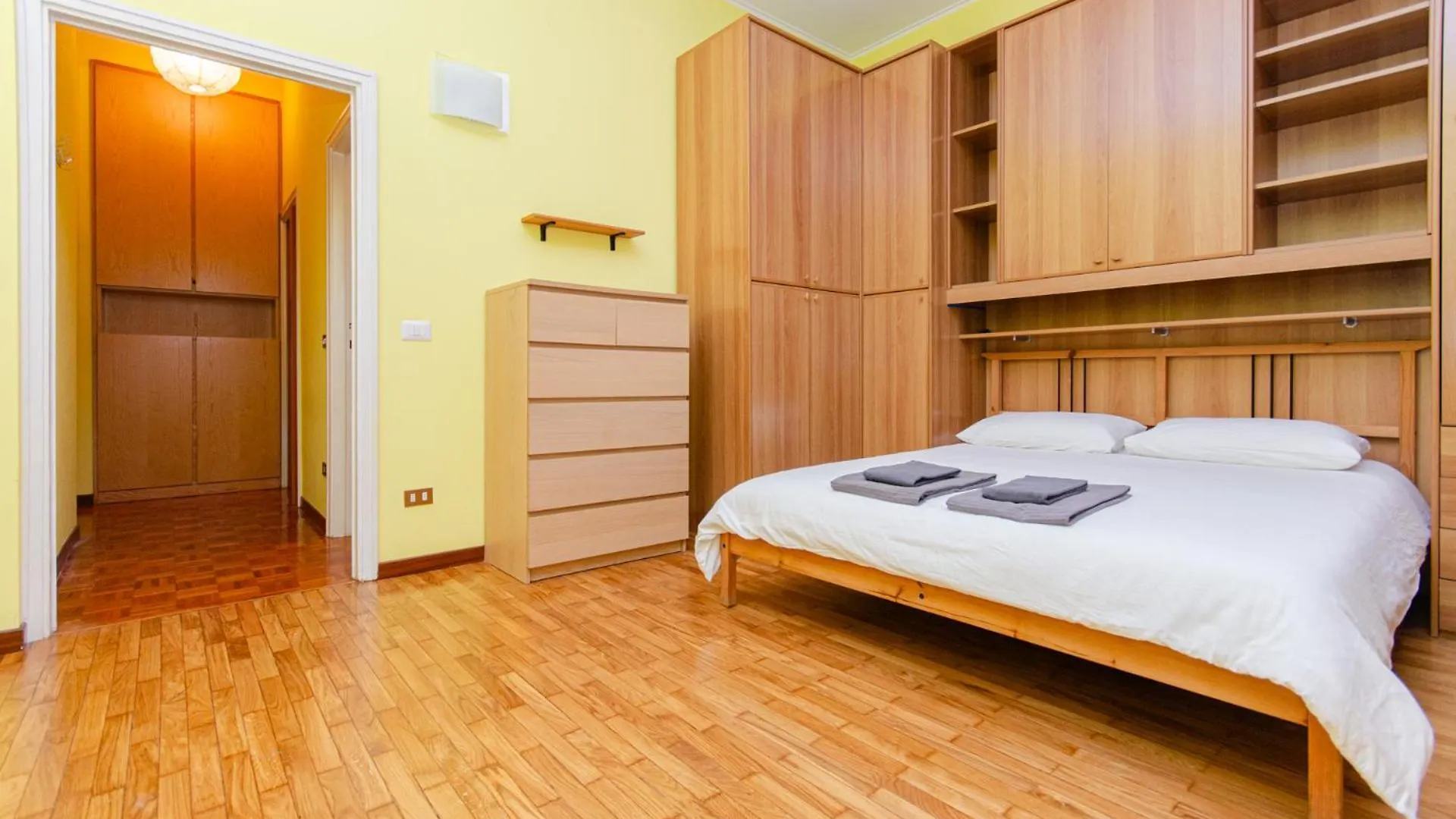 Apartment Dateo Flat Milan
